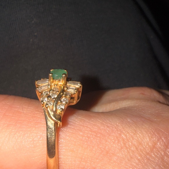 Vintage 10kt Gold Emerald & 19 Genuine Diamond Ballerina (cocktail) Ring 7 1/2 - Picture 15 of 16